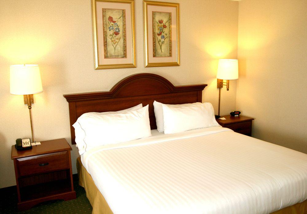 Comfort Inn & Suites Near Route 66 Λίνκολν Εξωτερικό φωτογραφία