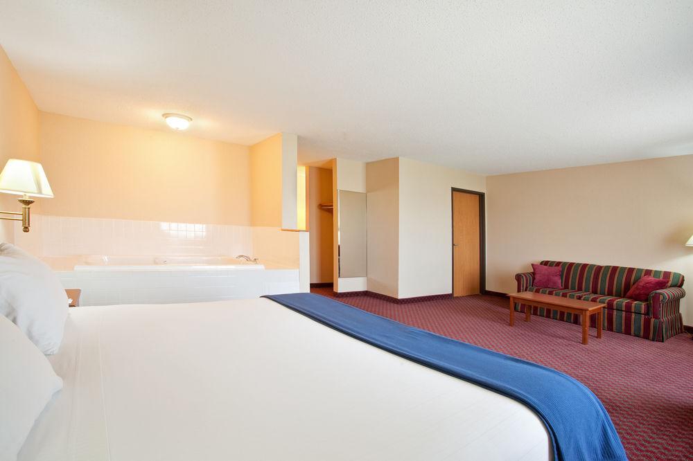 Comfort Inn & Suites Near Route 66 Λίνκολν Εξωτερικό φωτογραφία