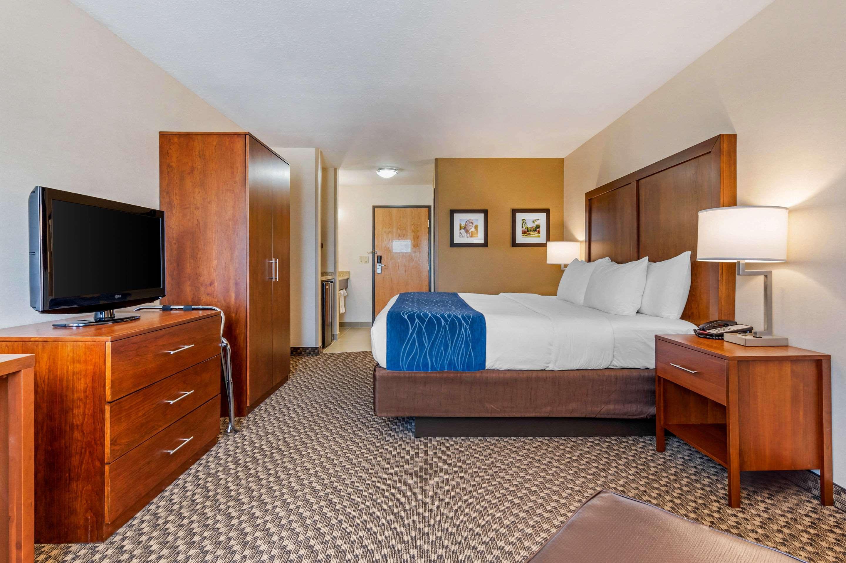 Comfort Inn & Suites Near Route 66 Λίνκολν Εξωτερικό φωτογραφία