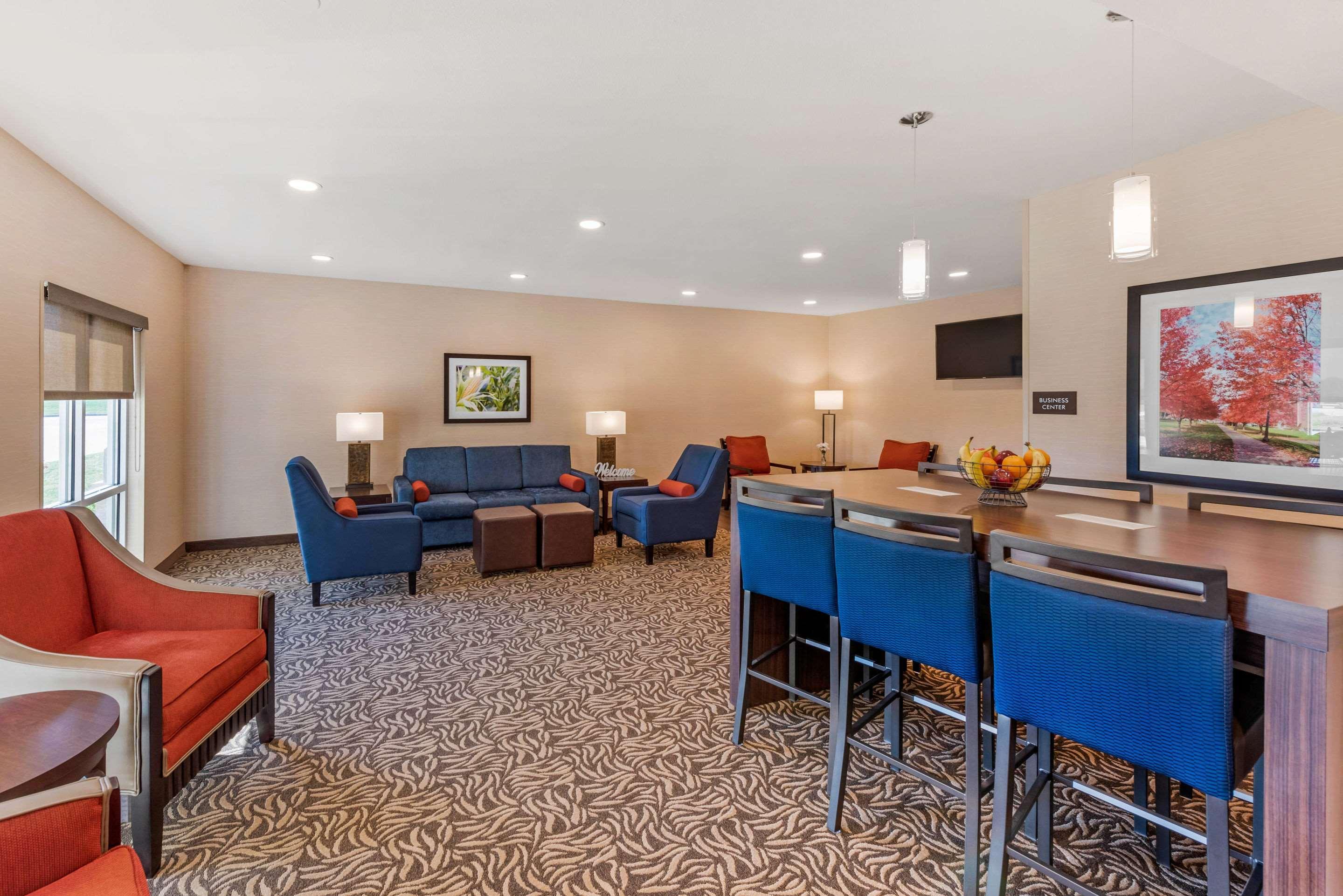 Comfort Inn & Suites Near Route 66 Λίνκολν Εξωτερικό φωτογραφία