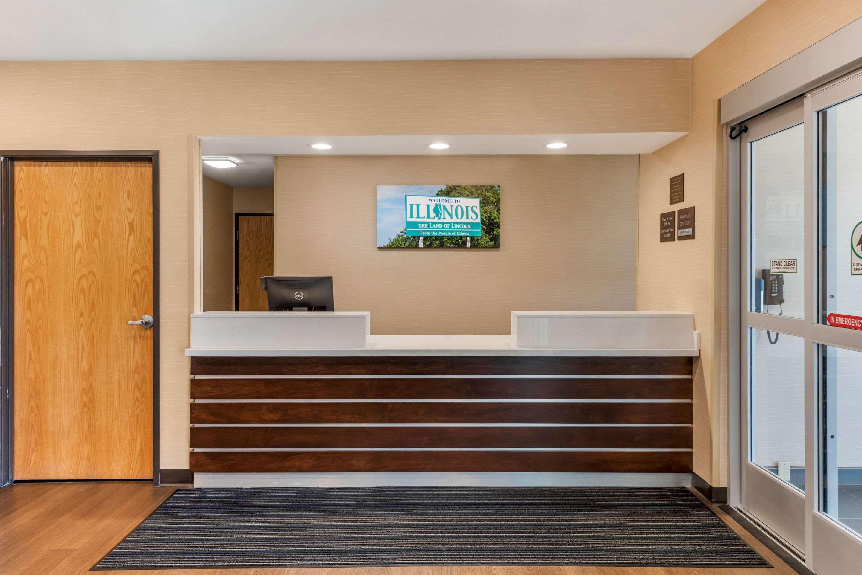 Comfort Inn & Suites Near Route 66 Λίνκολν Εξωτερικό φωτογραφία