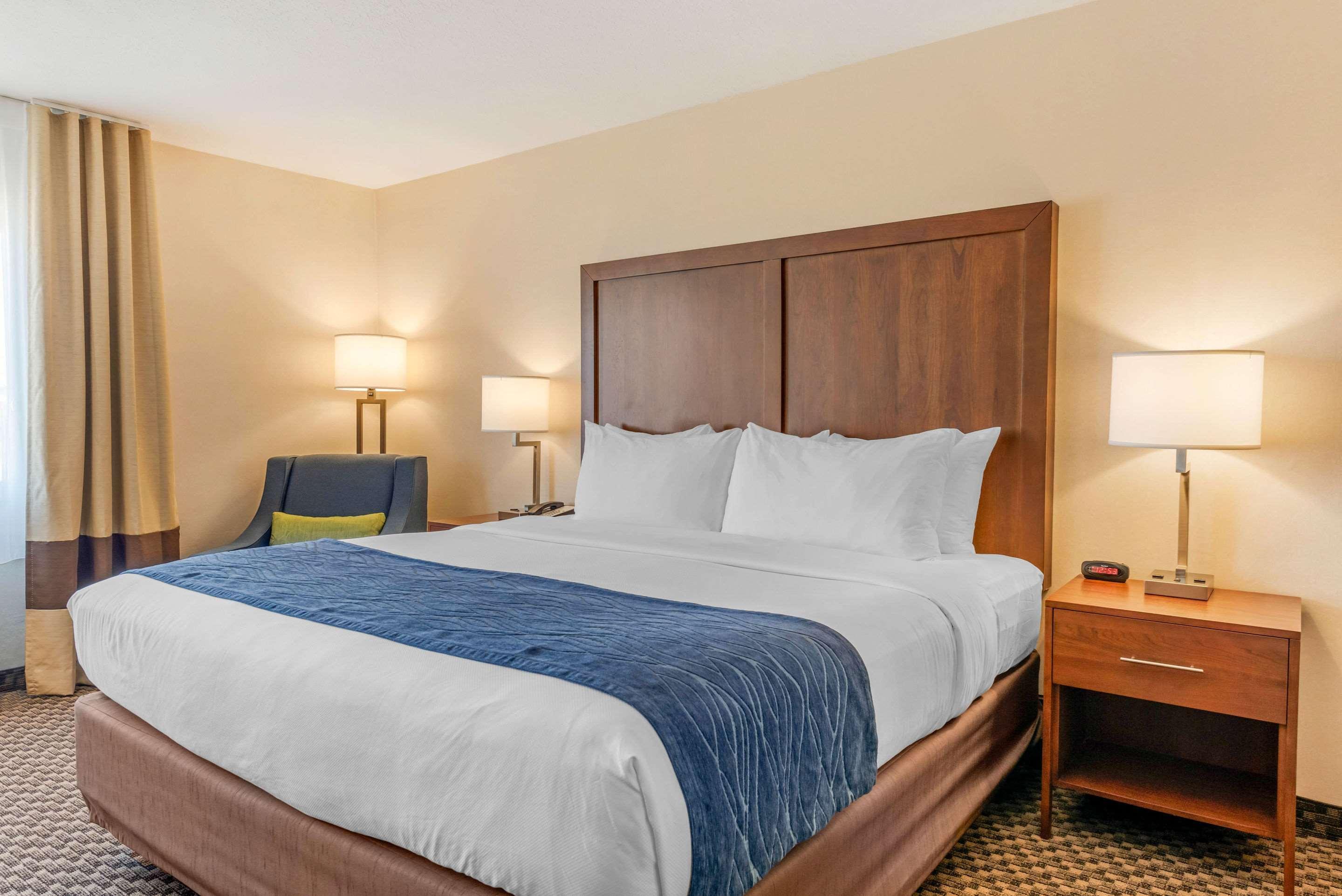 Comfort Inn & Suites Near Route 66 Λίνκολν Εξωτερικό φωτογραφία