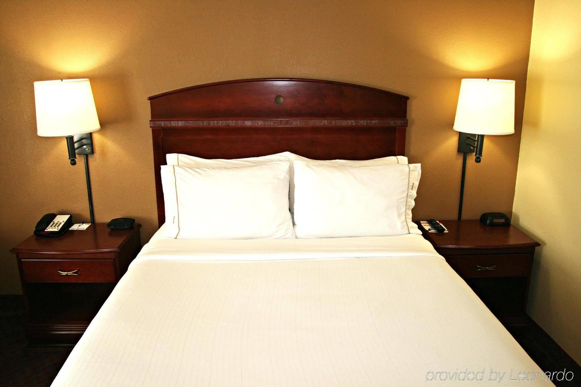 Comfort Inn & Suites Near Route 66 Λίνκολν Εξωτερικό φωτογραφία